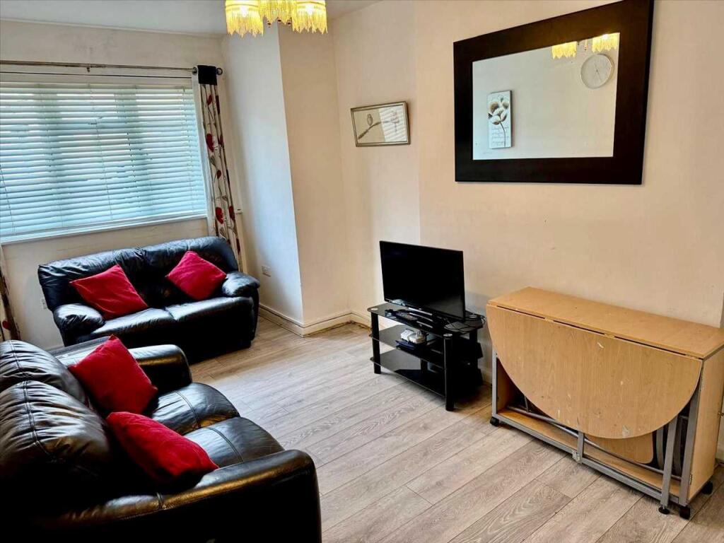 Additional property image - Princes Court, 28-30 Sea Road, Bournemouth