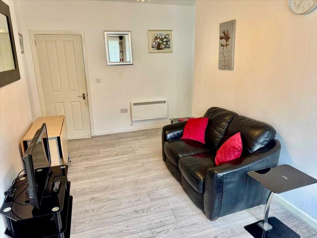 Additional property image - Princes Court, 28-30 Sea Road, Bournemouth