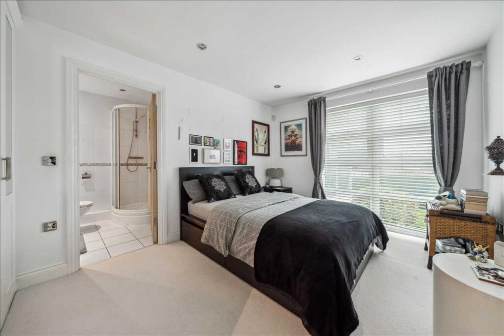 Additional property image - The Reef, 16 Boscombe Spa Road, Bournemouth