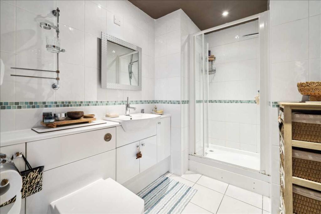 Additional property image - The Reef, 16 Boscombe Spa Road, Bournemouth