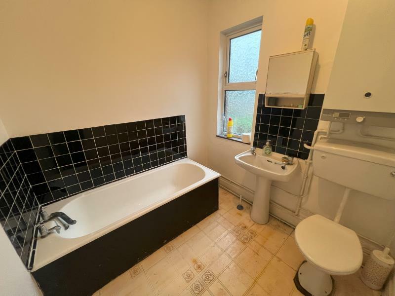 Additional property image - 82 Arbury Road, Nuneaton CV10 7NB
