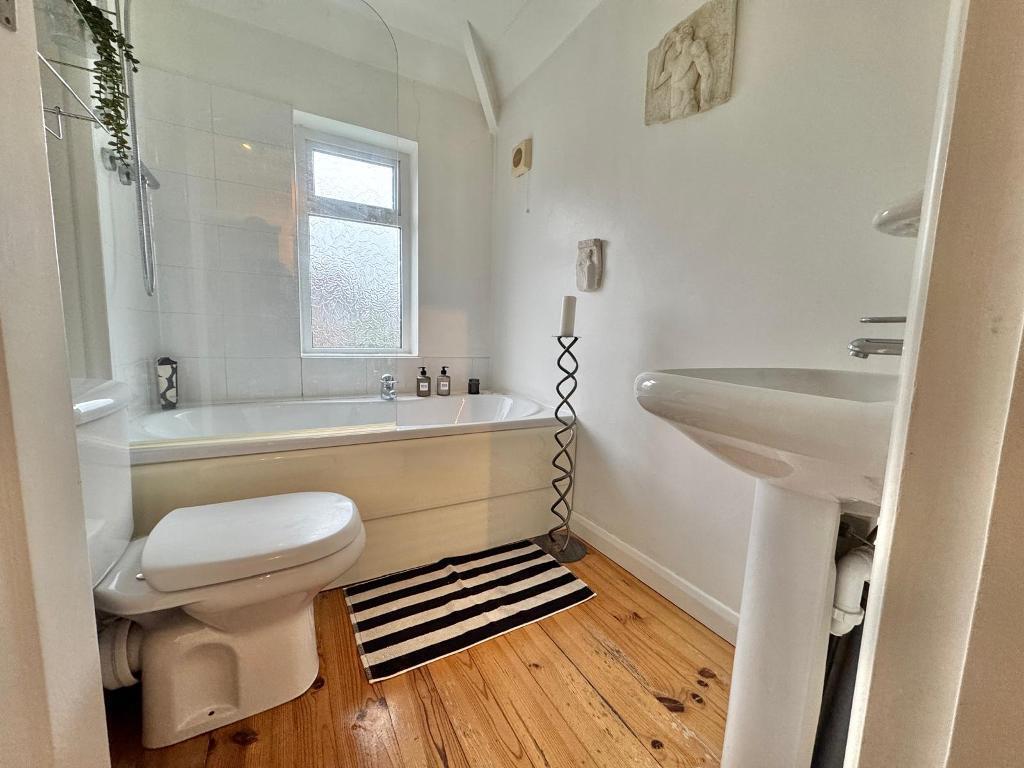Additional property image - Stanley Road, West Bromwich, B71 3JQ