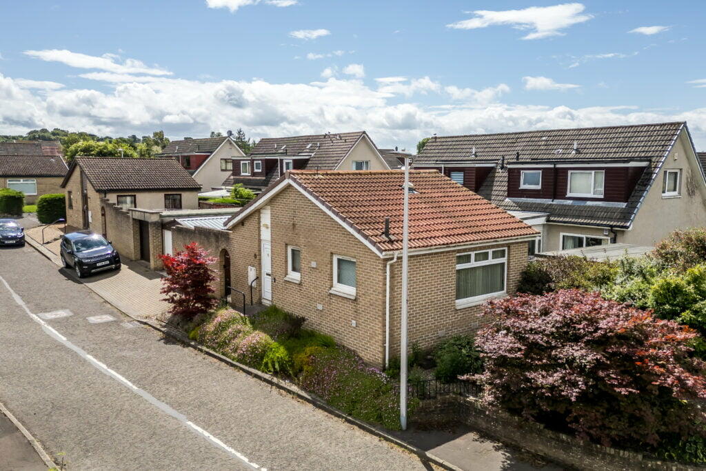 1 bedroom detached bungalow for sale in 2 Aberfoyle Gardens, Dundee