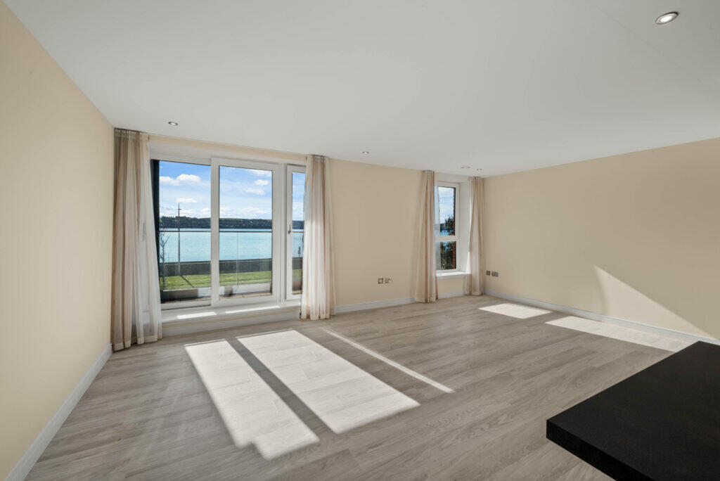 Property image - 450 Riverside Drive, Dundee, DD1 4XD