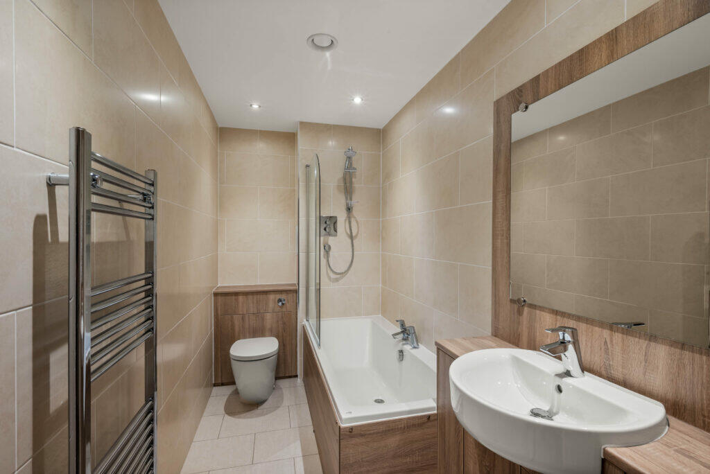Additional property image - 450 Riverside Drive, Dundee, DD1 4XD