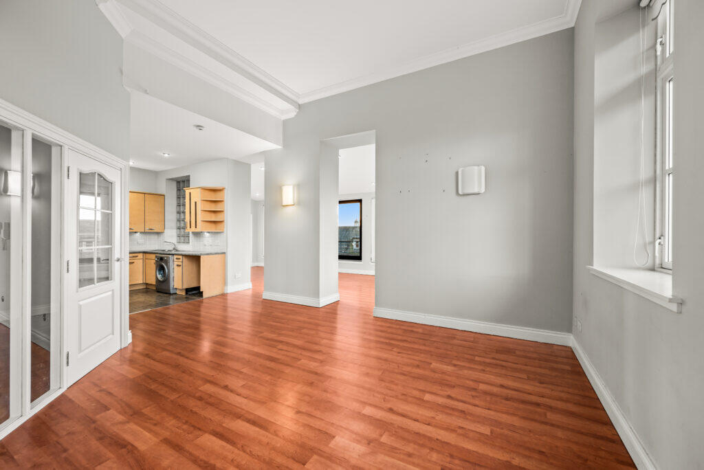 Additional property image - Flat 6 Caird House, 4 Scrimgeour Place, Dundee, DD3 6TU