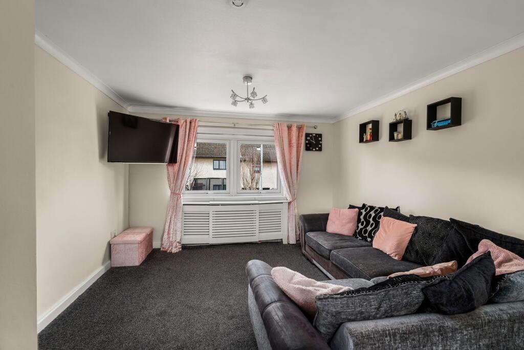 Main image of property: Earn Crescent, Dundee, DD2