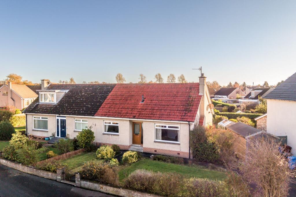 Main image of property: 9 Strathspey Place, Broughty Ferry, Dundee, DD5 1QB