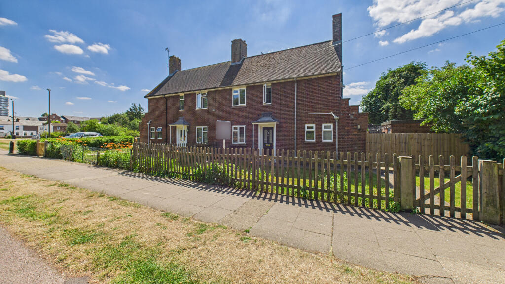 Main image of property: Thame Road, Aylesbury, Buckinghamshire