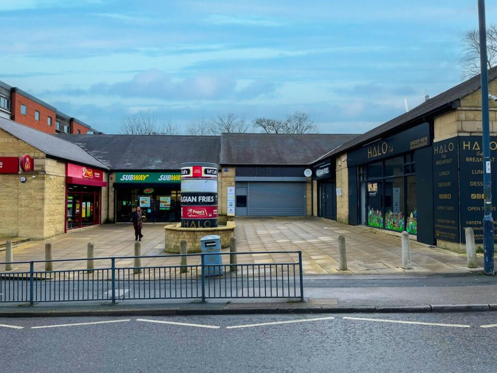 Convenience store to lease in Unit 3, Great Horton Road, Bradford, BD7