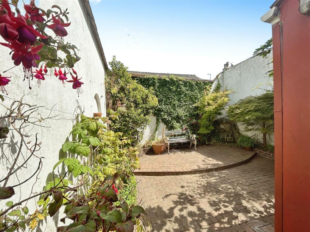 Additional property image - East Street, Herne Bay