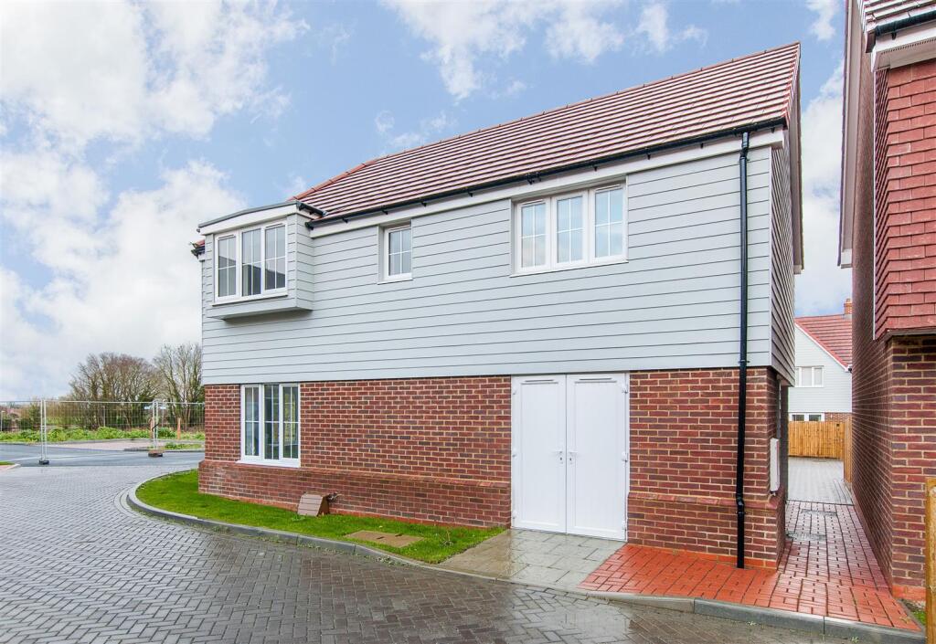 Additional property image - Monkton Road, Minster, Ramsgate