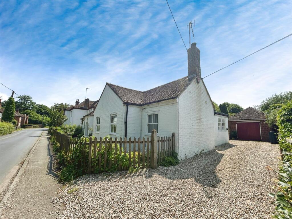 Main image of property: The Street, Godmersham, Canterbury