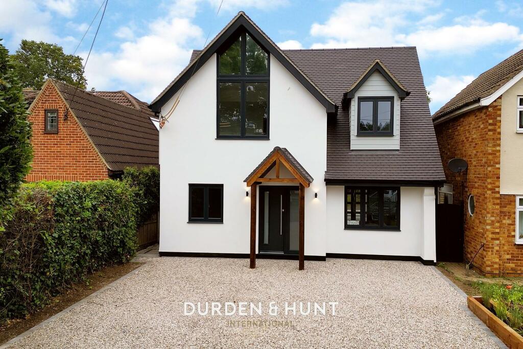 4 bedroom detached house for sale in Hook End Road, Hook End, Brentwood