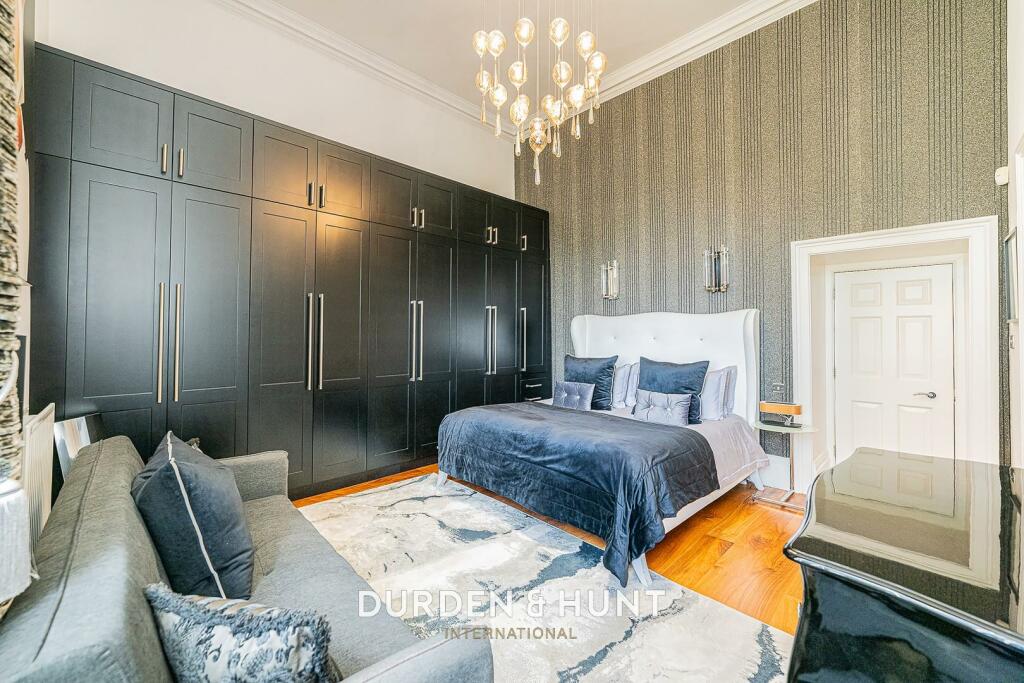 Additional property image - Hill Hall, Theydon Mount, Epping, CM16