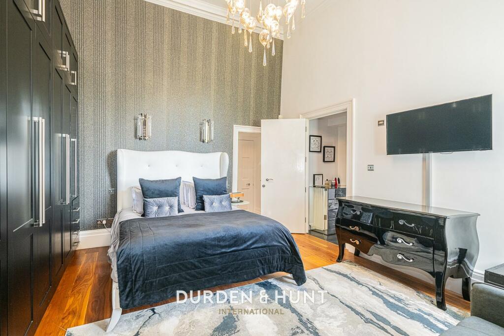 Additional property image - Hill Hall, Theydon Mount, Epping, CM16