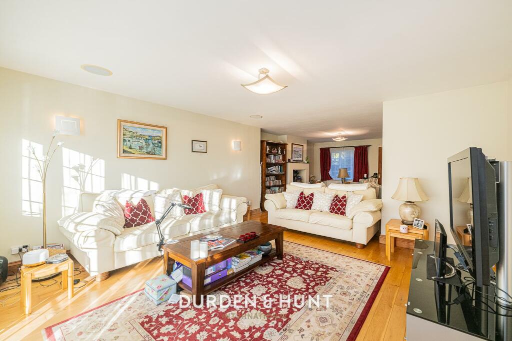 Additional property image - Frayes Chase, Beauchamp Roding, Ongar, CM5