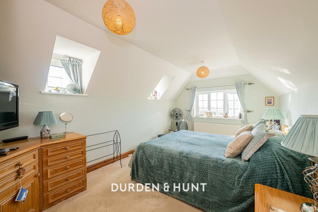 Additional property image - Frayes Chase, Beauchamp Roding, Ongar, CM5