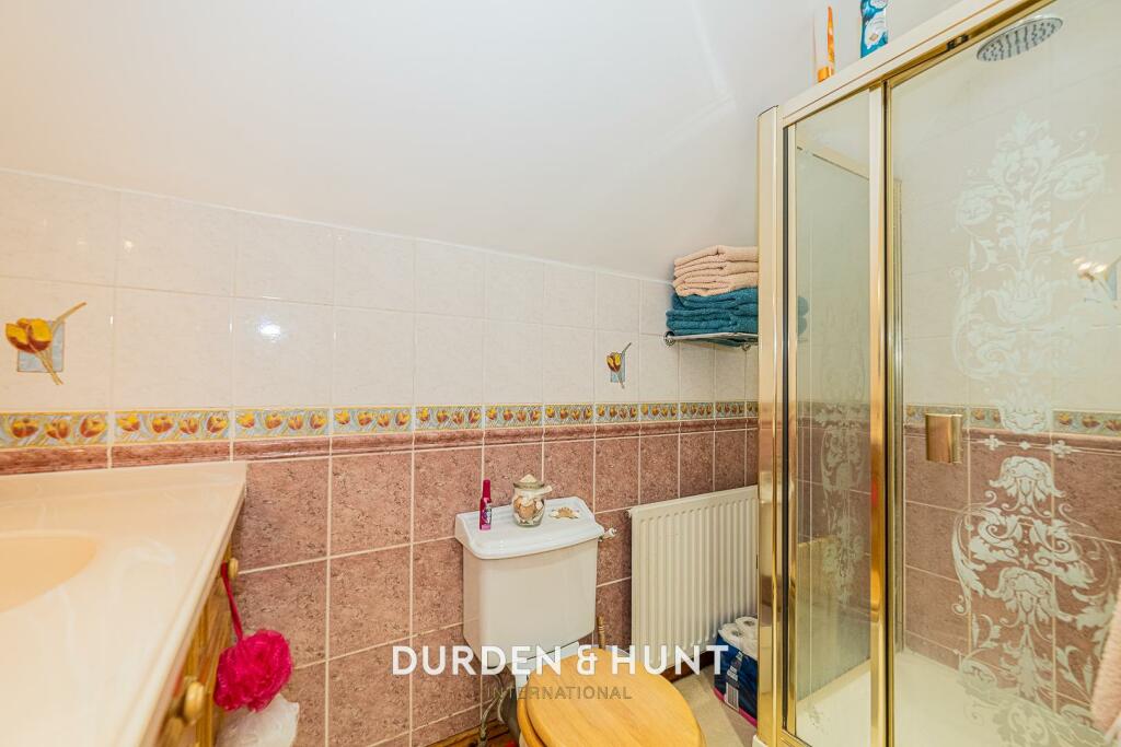 Additional property image - Frayes Chase, Beauchamp Roding, Ongar, CM5