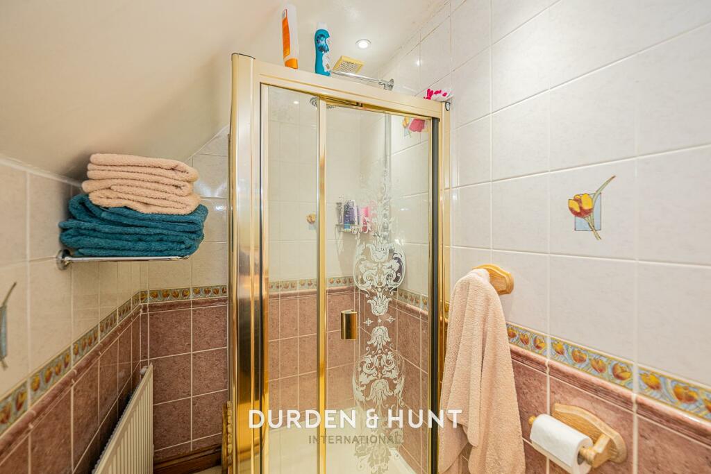 Additional property image - Frayes Chase, Beauchamp Roding, Ongar, CM5
