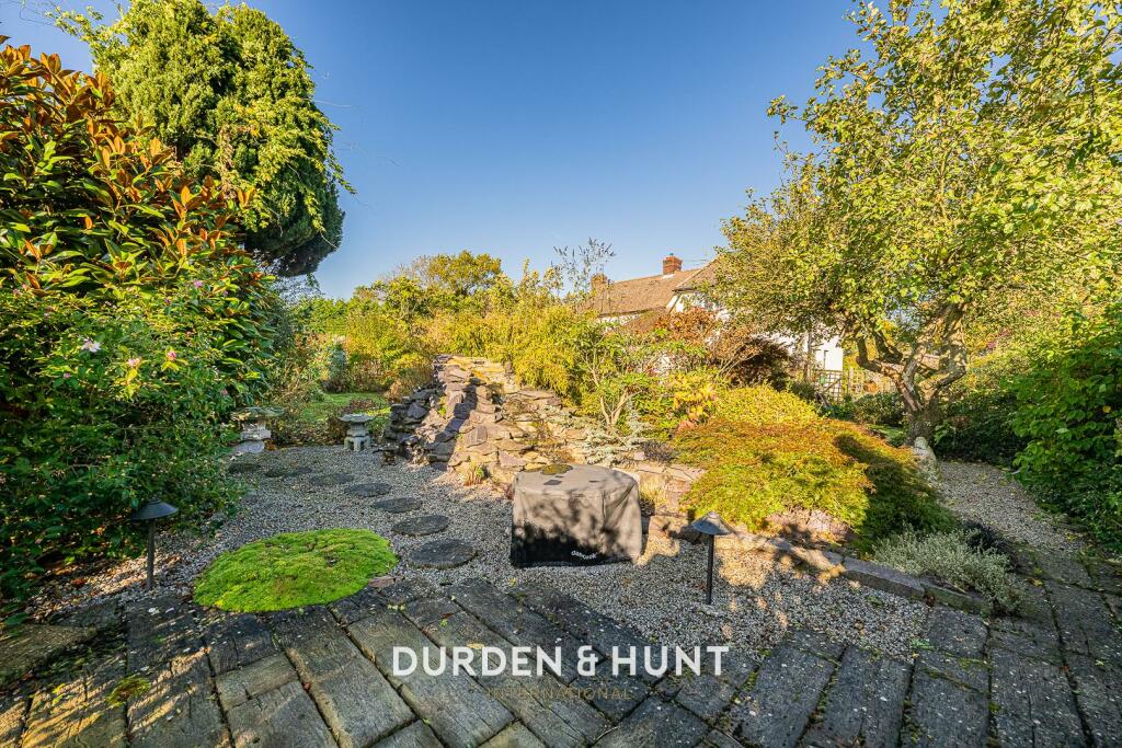 Additional property image - Frayes Chase, Beauchamp Roding, Ongar, CM5
