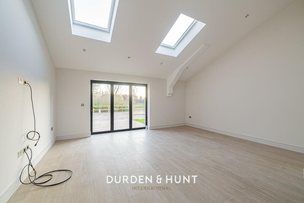 Additional property image - Carters Green, Matching, CM17