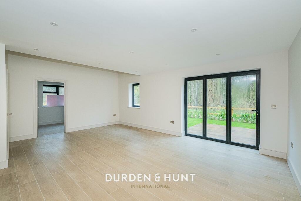 Additional property image - Carters Green, Matching, CM17