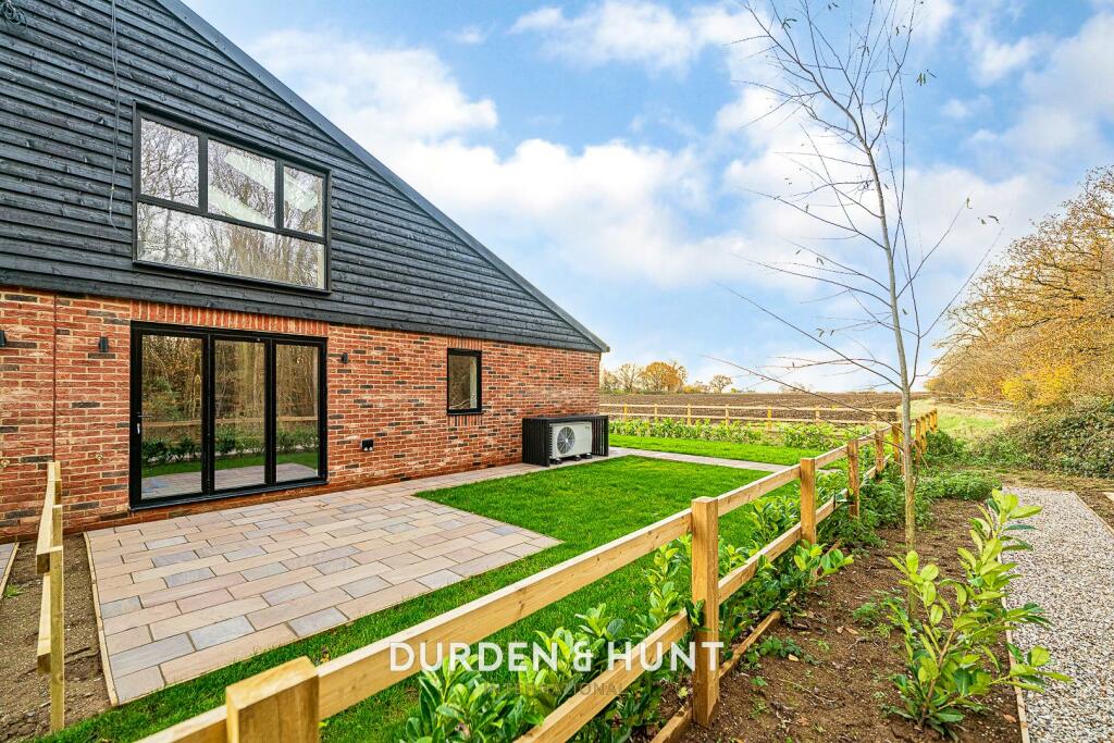 Additional property image - Carters Green, Matching, CM17