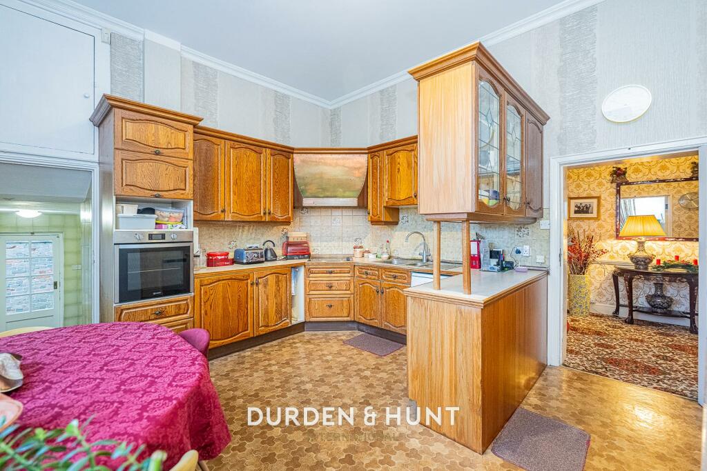 Additional property image - The Street, Willingale, CM5