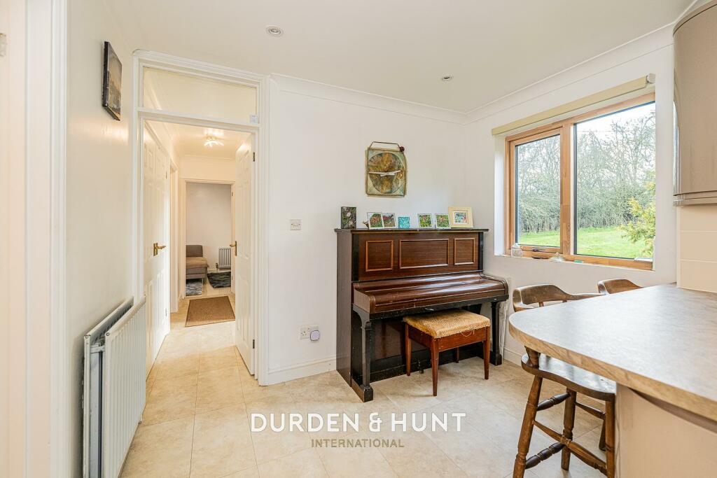 Additional property image - Dunmow Road, Fyfield, CM5