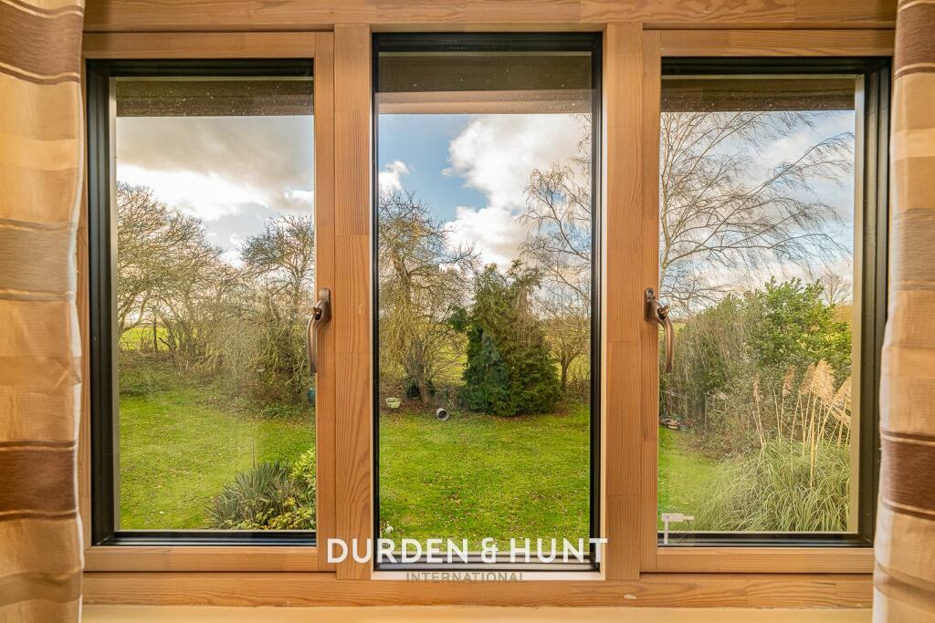 Additional property image - Dunmow Road, Fyfield, CM5