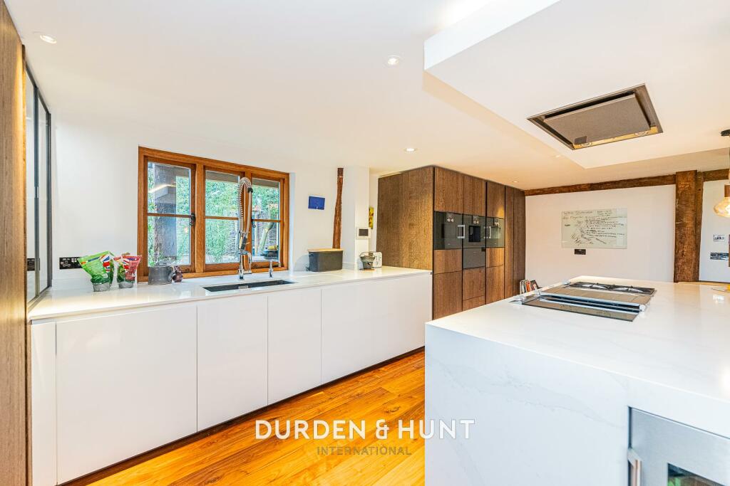 Additional property image - Coopersale Street, Fiddlers Hamlet, CM16