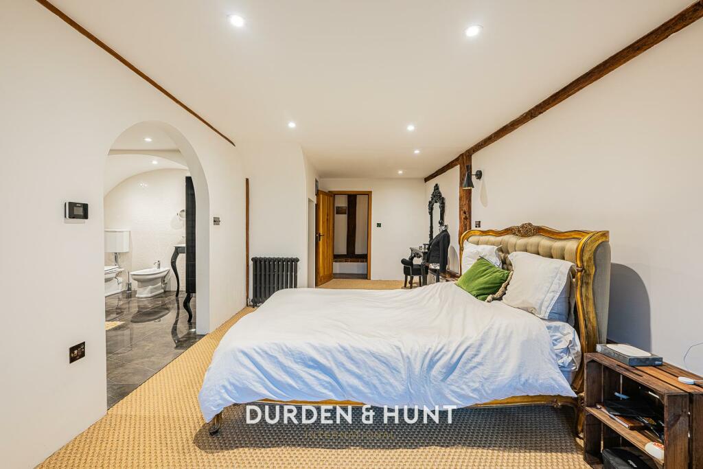 Additional property image - Coopersale Street, Fiddlers Hamlet, CM16