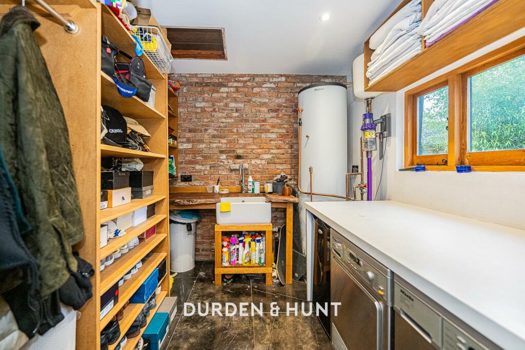 Additional property image - Coopersale Street, Fiddlers Hamlet, CM16