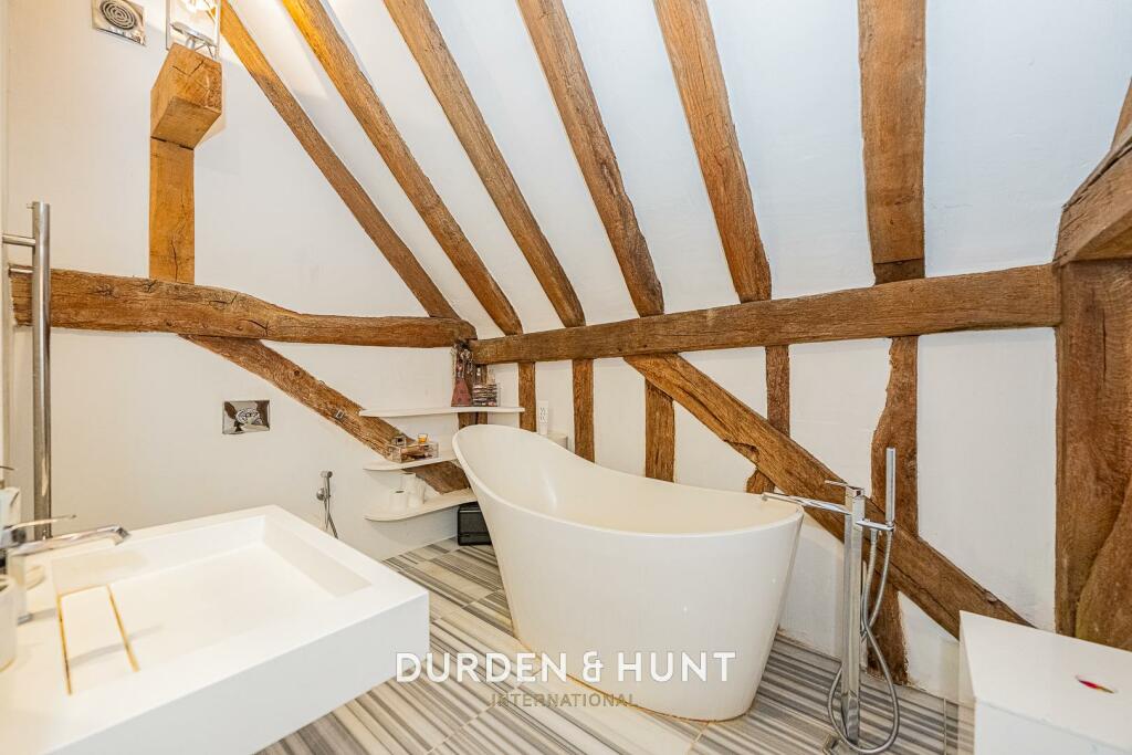 Additional property image - Coopersale Street, Fiddlers Hamlet, CM16