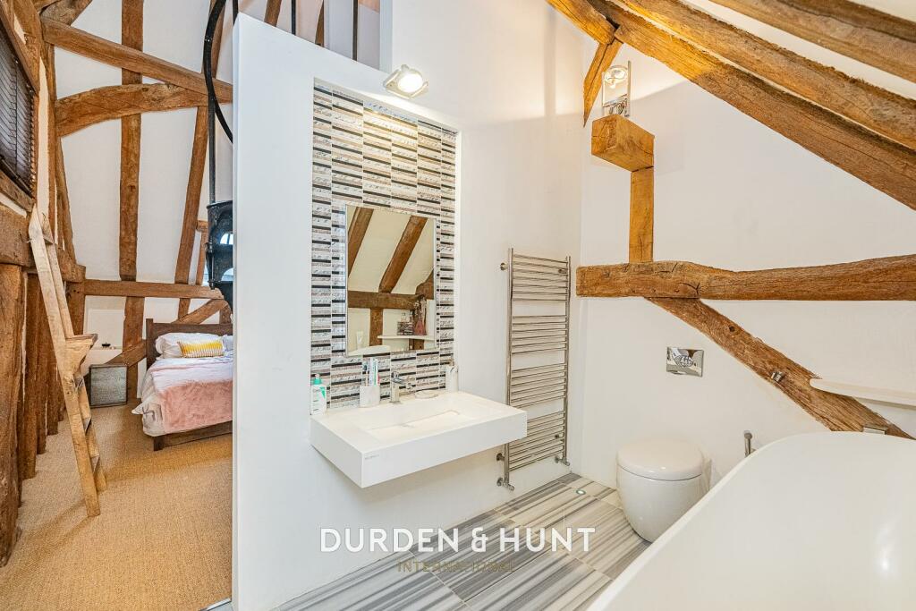 Additional property image - Coopersale Street, Fiddlers Hamlet, CM16