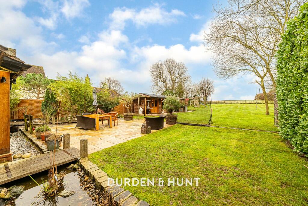 Additional property image - Coopersale Street, Fiddlers Hamlet, CM16