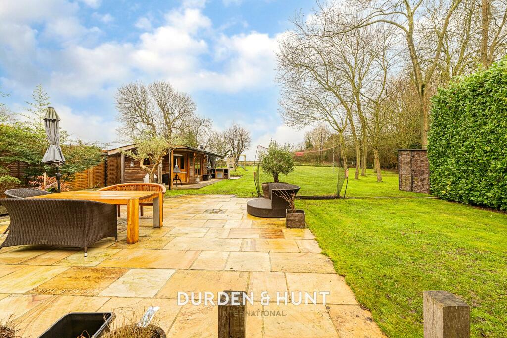 Additional property image - Coopersale Street, Fiddlers Hamlet, CM16