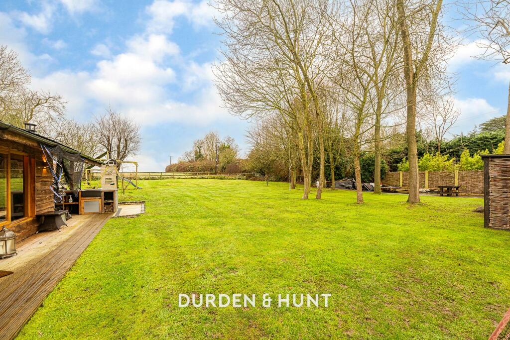Additional property image - Coopersale Street, Fiddlers Hamlet, CM16