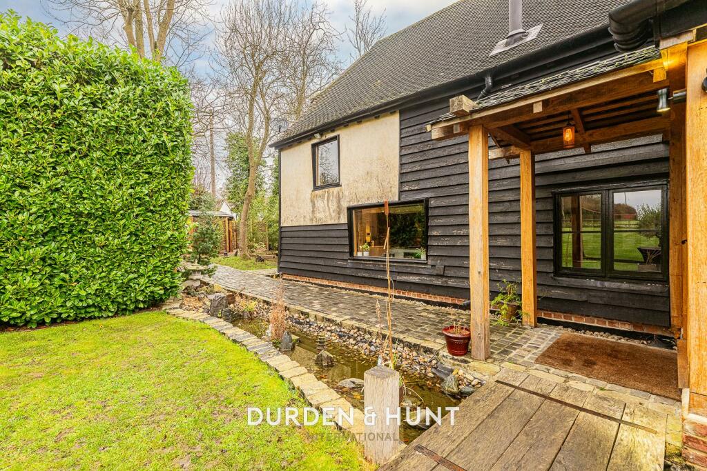 Additional property image - Coopersale Street, Fiddlers Hamlet, CM16