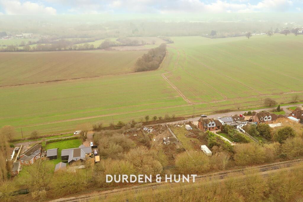 Additional property image - Theydon Bois, Epping, CM16
