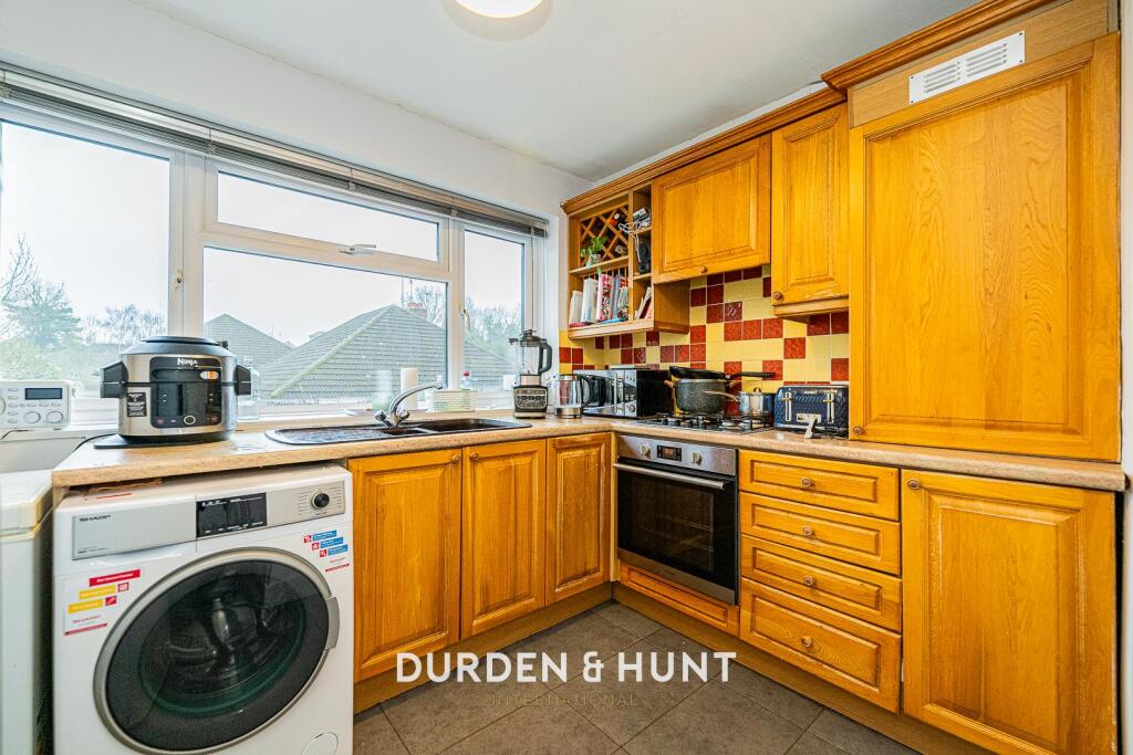 Additional property image - Hammonds Lane, Great Warley, CM13