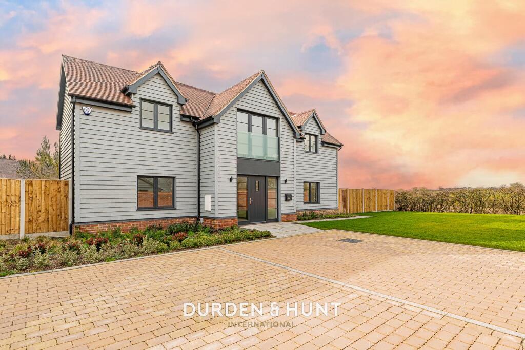 Main image of property: Epping Lane, Stapleford Tawney, RM4