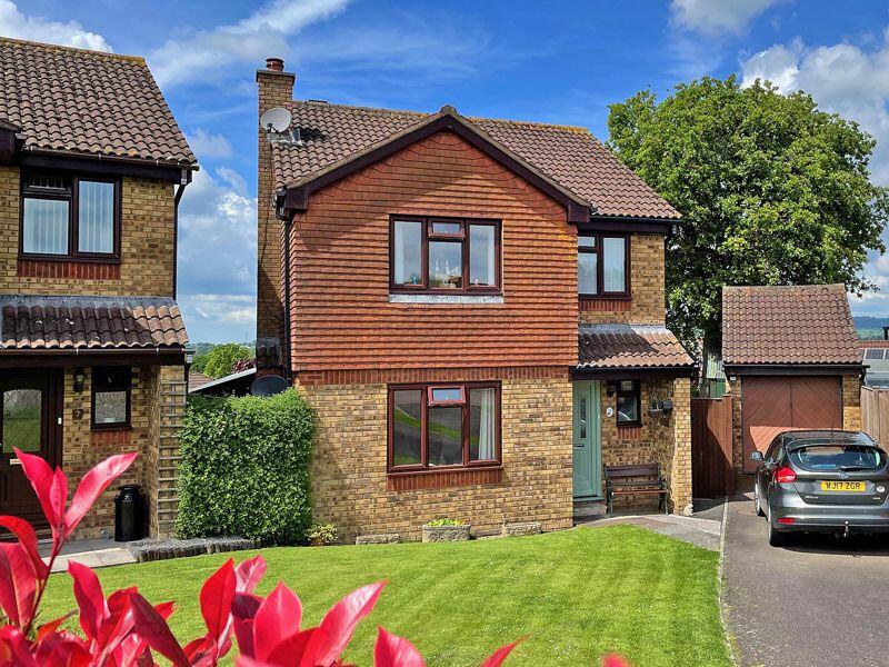 4 bedroom detached house for sale in Campion Way, Honiton, EX14