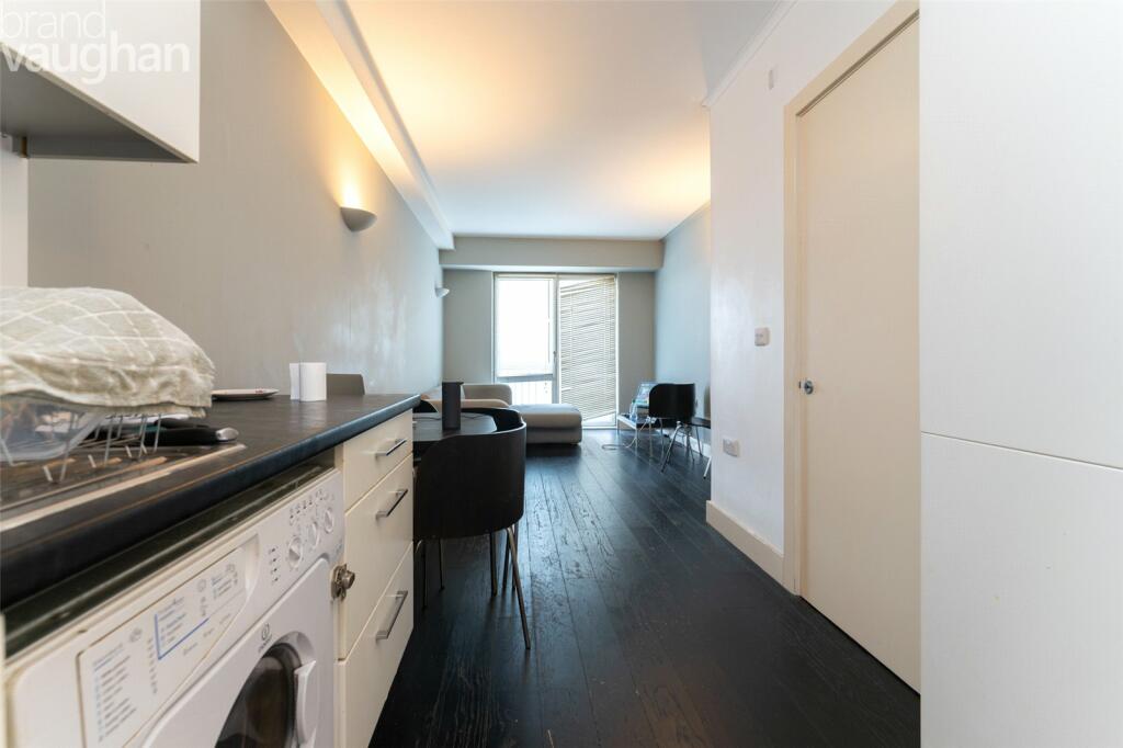 Additional property image - Brighton Belle, 2 Stroudley Road, Brighton, East Sussex, BN1