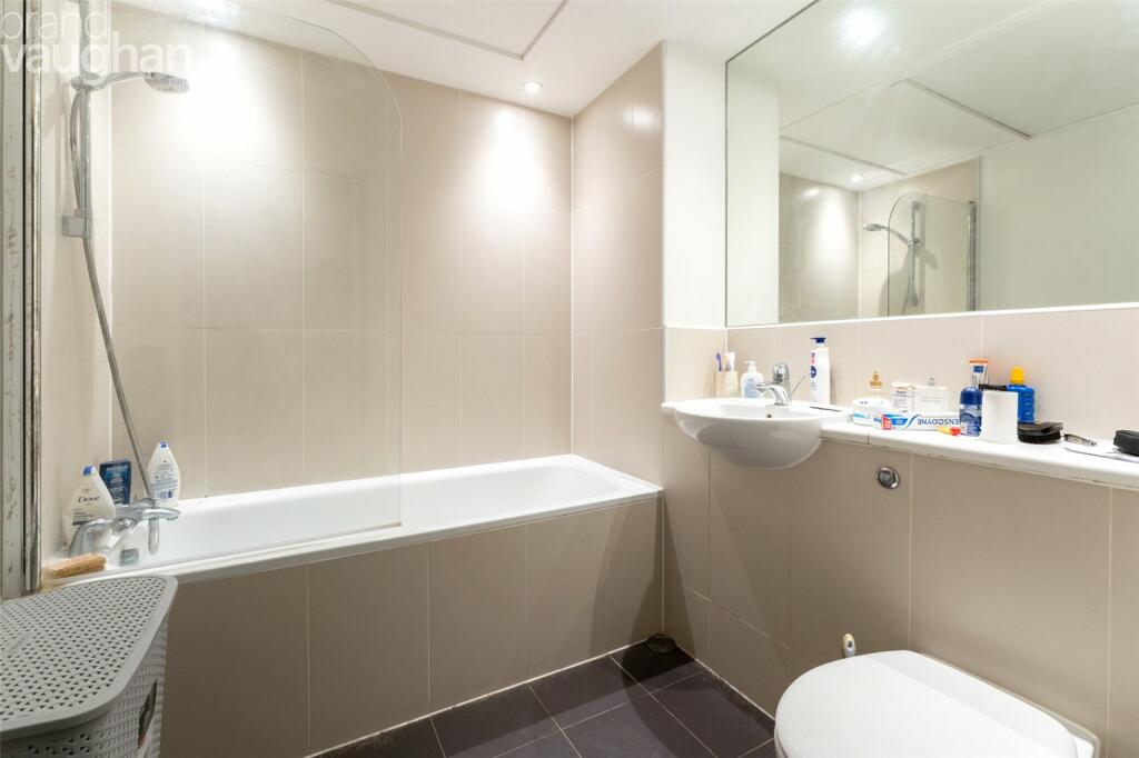 Additional property image - Brighton Belle, 2 Stroudley Road, Brighton, East Sussex, BN1