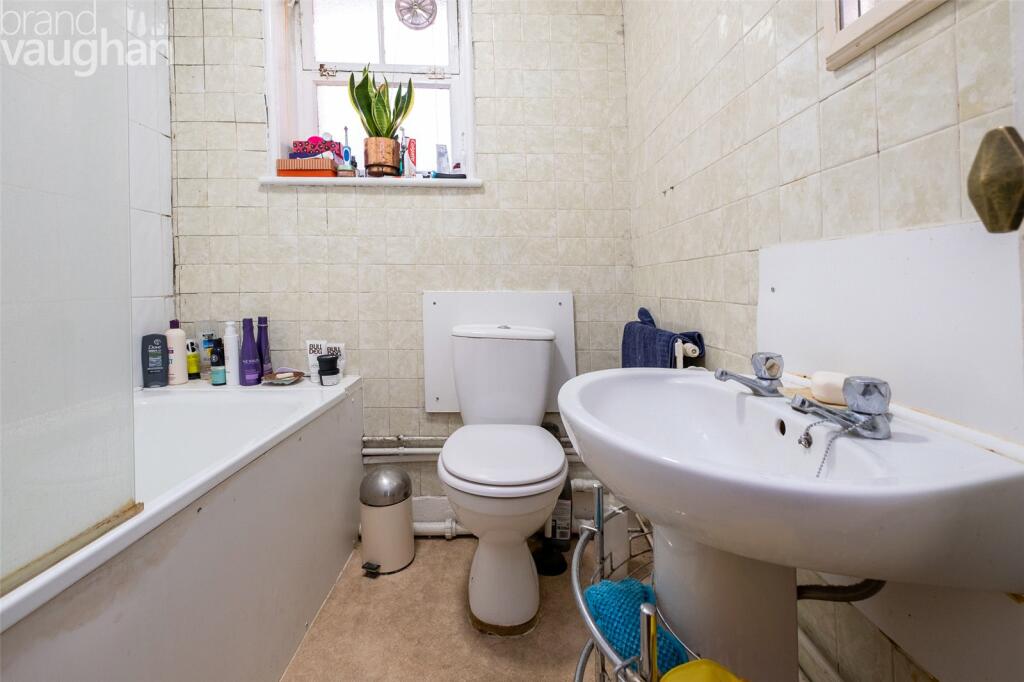Additional property image - Kings Road, Brighton, East Sussex, BN1
