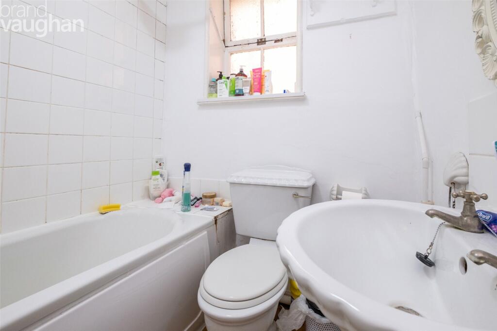 Additional property image - Kings Road, Brighton, East Sussex, BN1