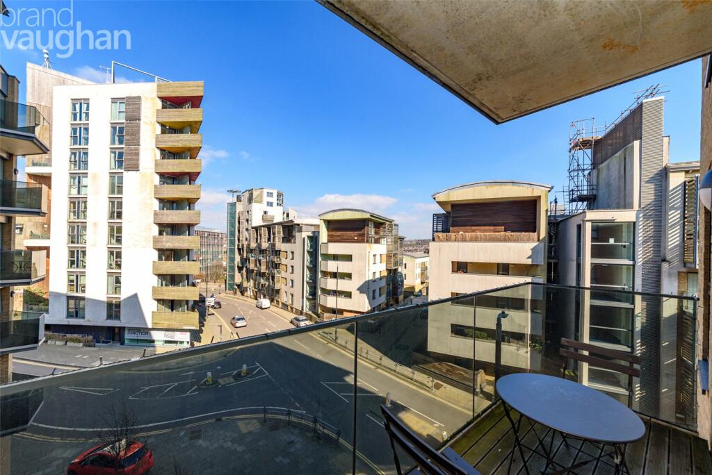 Additional property image - Fleet Street, Brighton, BN1