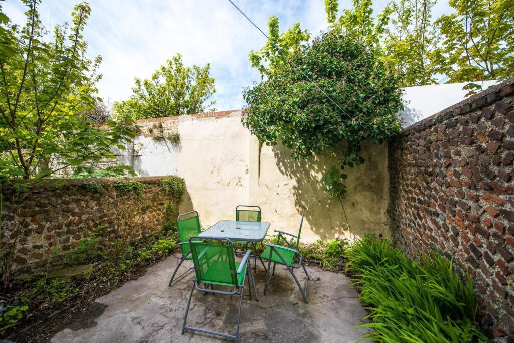 Additional property image - White Street, Brighton, BN2